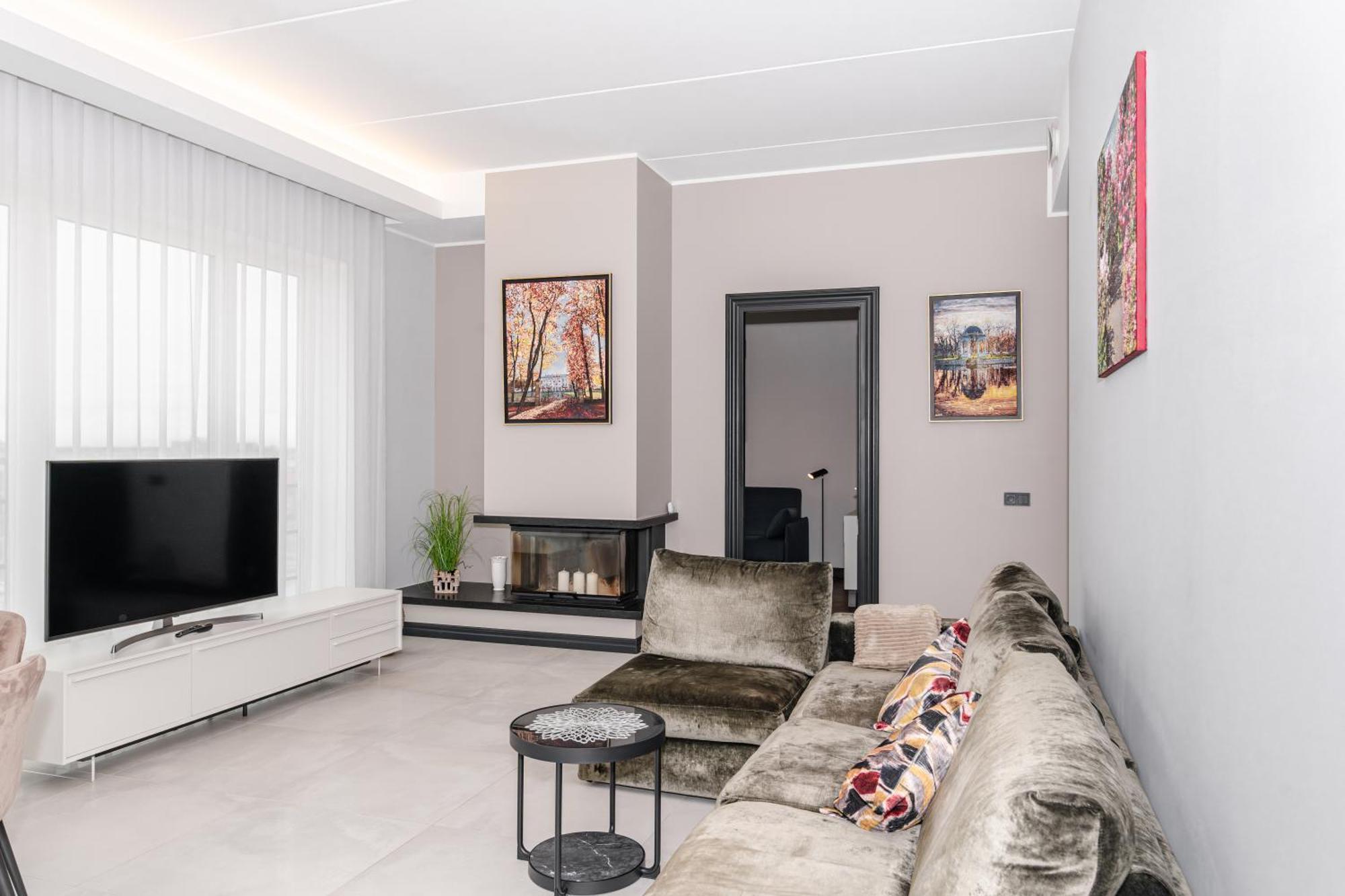Modern In The Heart Of Uus-veerenni